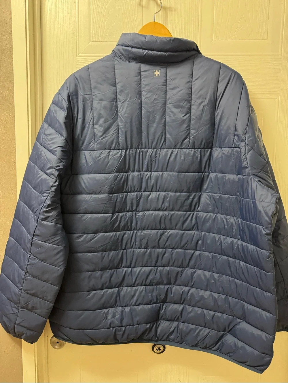 Swiss Tech Men's Lightweight Quilted Navy Puffer Jacket